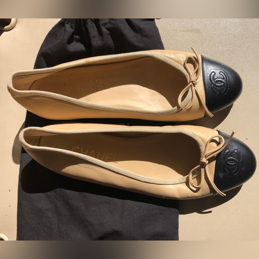 Authentic Chanel flats Purchased 2018
